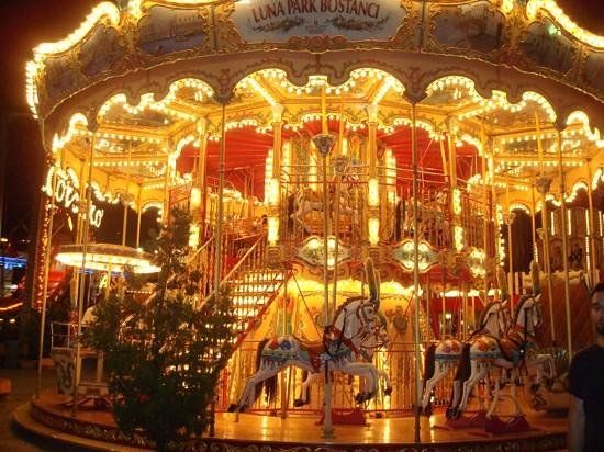 Bostancı Lunaparkı